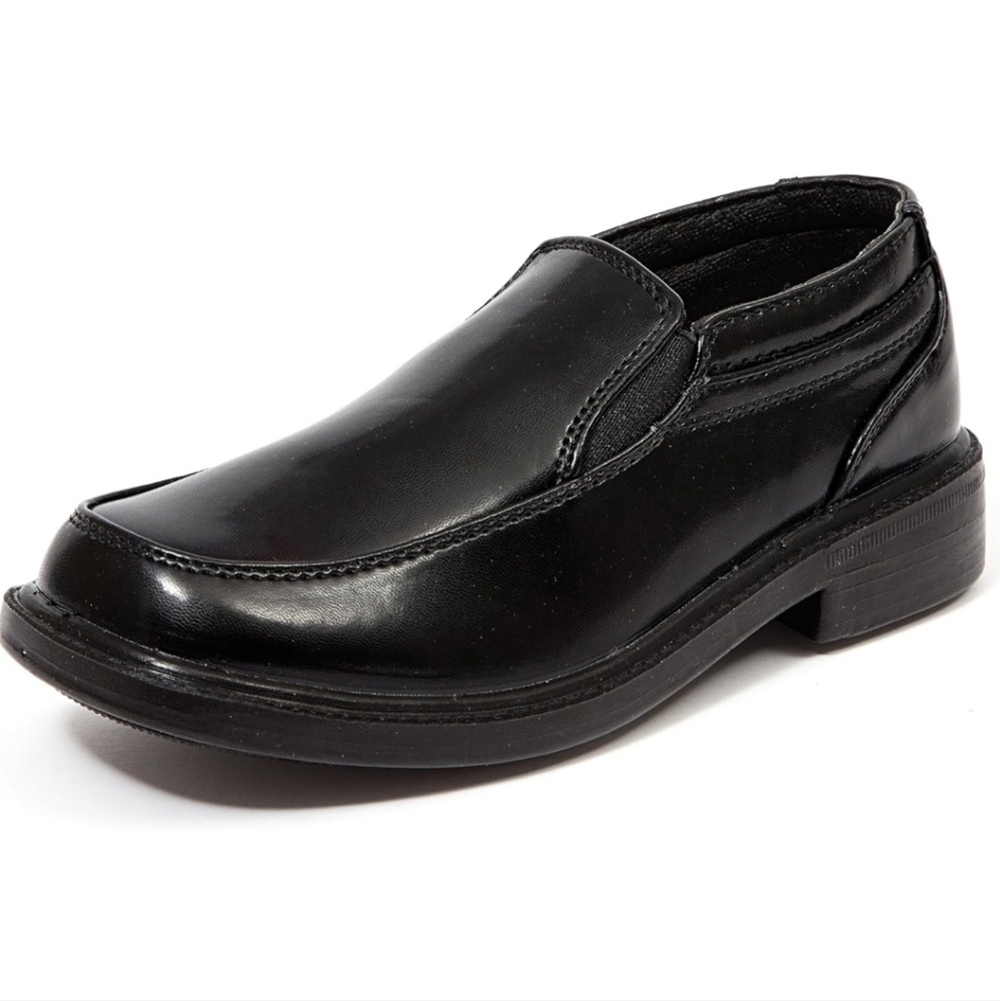 Deer Stags Brian Slip-On Dress Loafer Size 5 WIDE